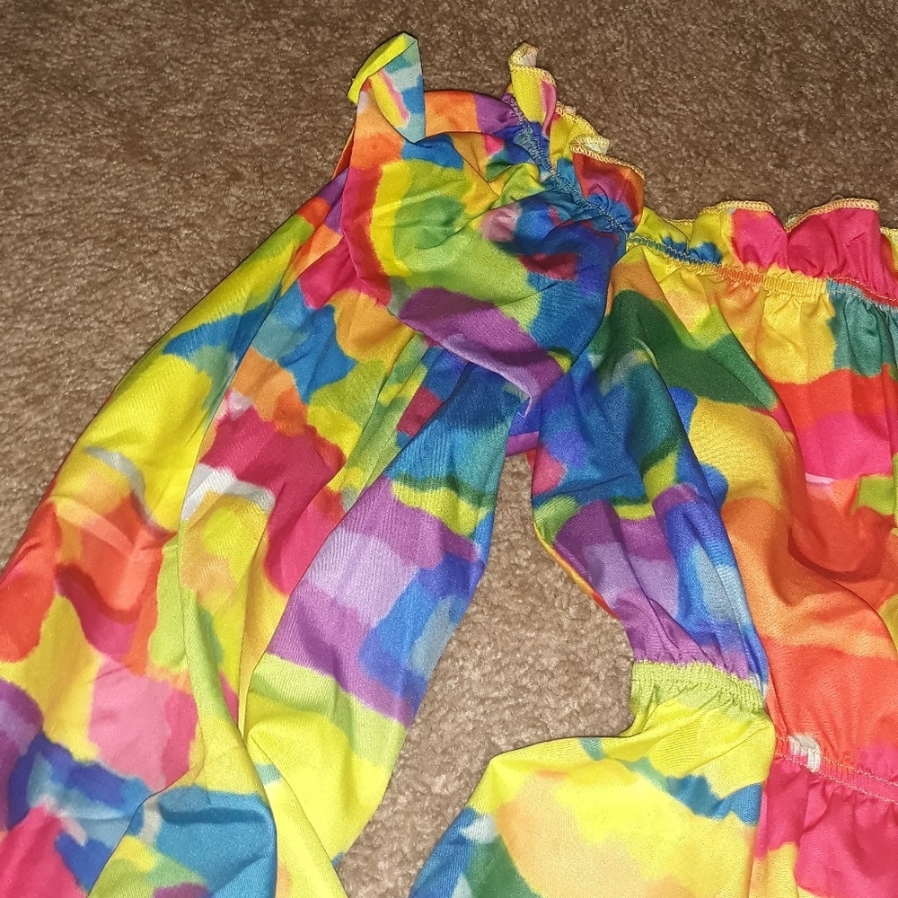 ChicMe (Size L) Colorful Off Shoulder Long Sleeve Crop Top - Picture 4 of 8
